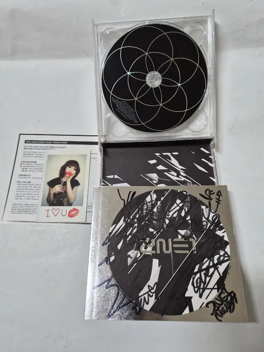 2NE1 CRUSH 日本盤　セット　music card つき 81pxi94S0EL.jpg